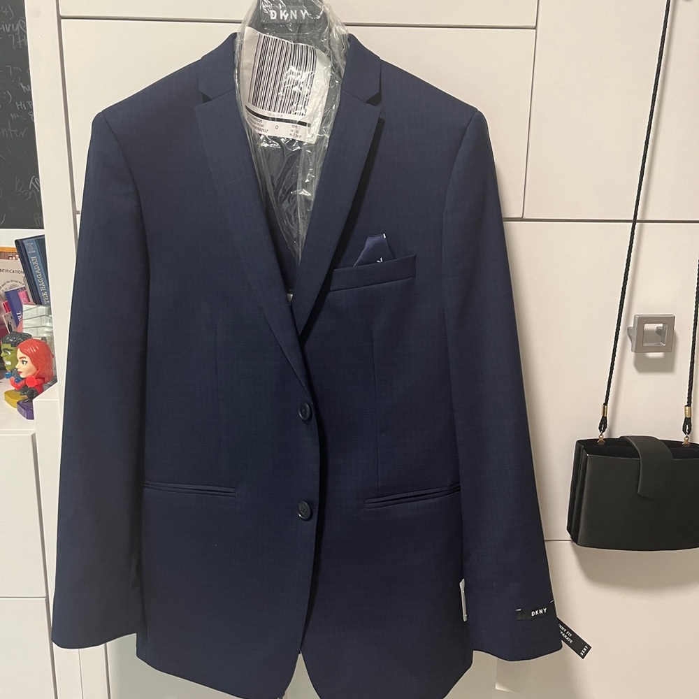 NWT DKNY boys formal suit jacket and pants set 18R blue plaid